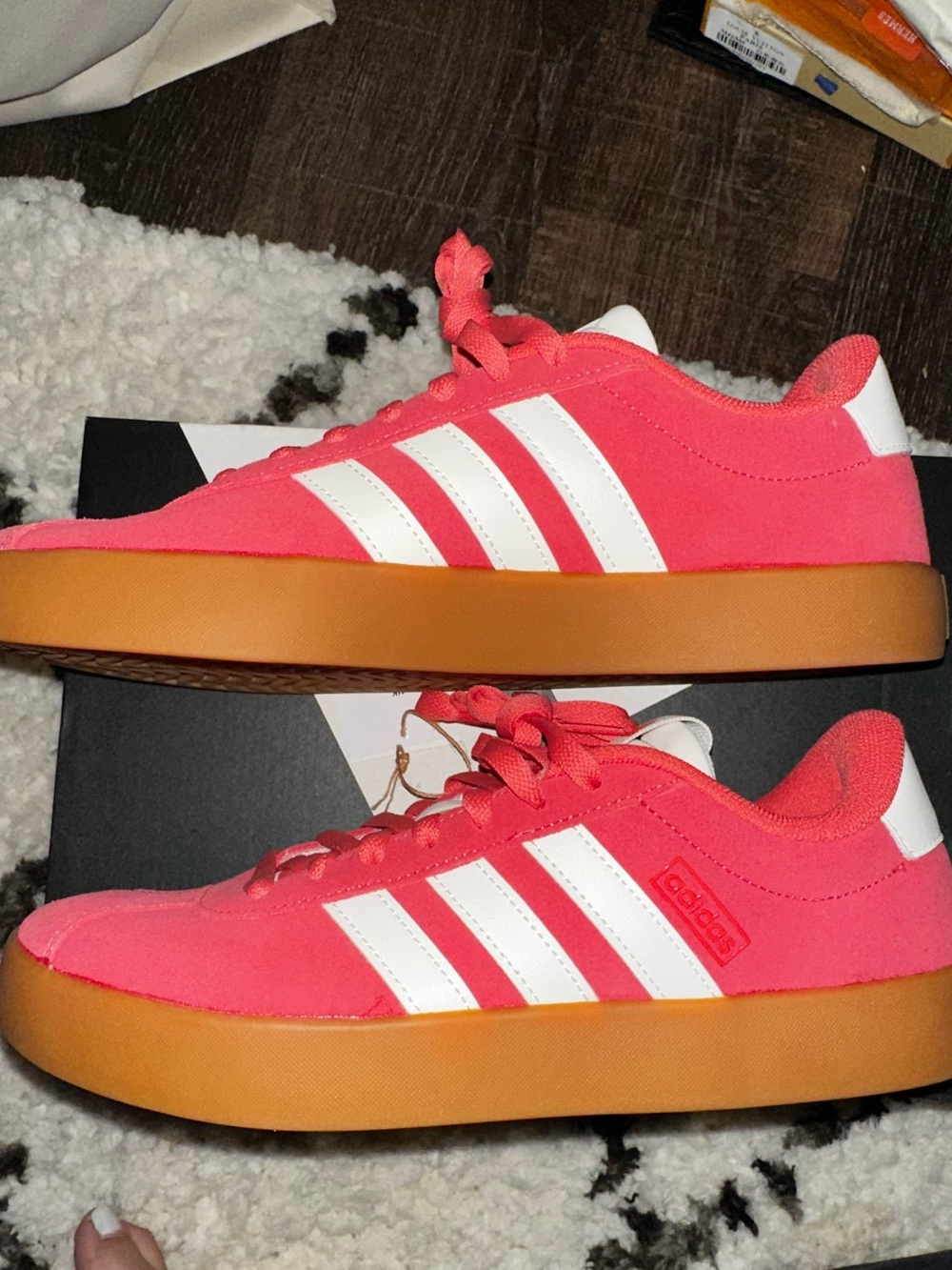 NIB adidas Women’s VL Court 3.0 Sneakers Sz 8.5 Preloved Scarlet Color - Picture 6 of 14